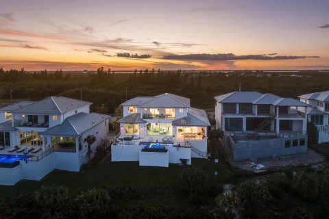 Casa en alquiler en Hutchinson Island South, Florida, 4 dormitorios, 464.51 m2 № 1038009 - foto 1