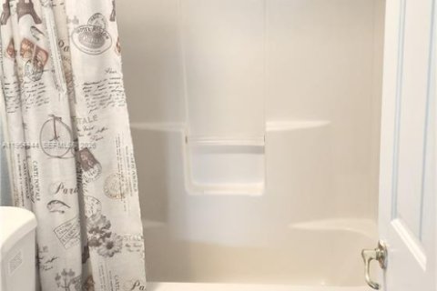 Купить виллу или дом в Биг-Пайн-Ки, Флорида 3 спальни, 115.94м2, № 2079650 - фото 17