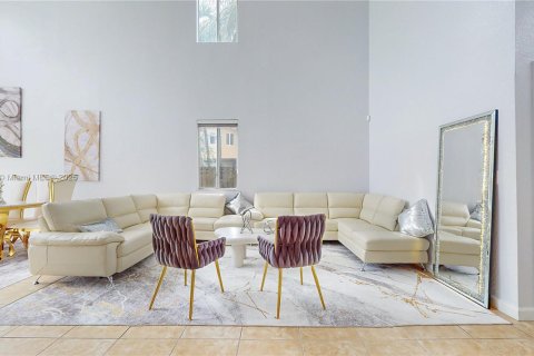 Villa ou maison à vendre à Homestead, Floride: 4 chambres, 239.5 m2 № 1945965 - photo 6
