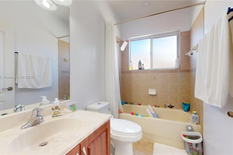 Villa ou maison à vendre à Homestead, Floride: 4 chambres, 239.5 m2 № 1945965 - photo 22
