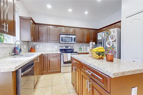 Villa ou maison à vendre à Homestead, Floride: 4 chambres, 239.5 m2 № 1945965 - photo 7