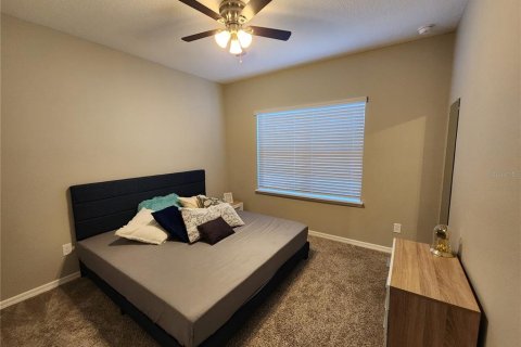 Villa ou maison à vendre à New Smyrna Beach, Floride: 4 chambres, 192.31 m2 № 2233783 - photo 19