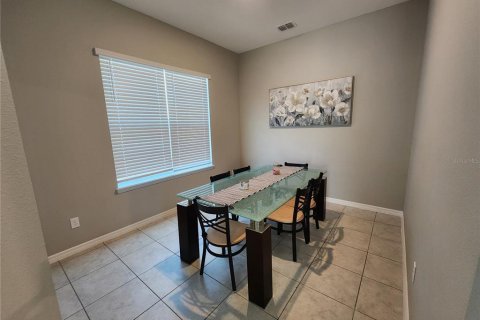 Villa ou maison à vendre à New Smyrna Beach, Floride: 4 chambres, 192.31 m2 № 2233783 - photo 7
