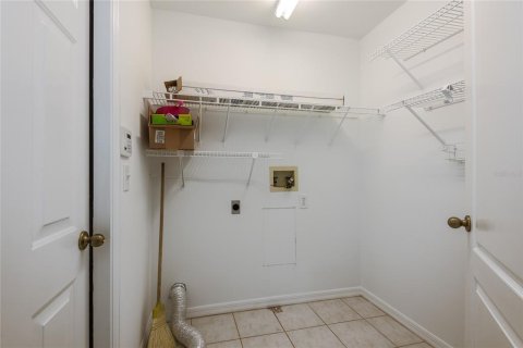 House in Lutz, Florida 3 bedrooms, 136.1 sq.m. № 2285594 - photo 25