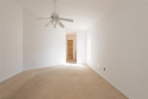 House in Lutz, Florida 3 bedrooms, 136.1 sq.m. № 2285594 - photo 14