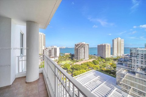 Copropriété à louer à Miami, Floride: 2 chambres, 117.71 m2 № 1982541 - photo 3