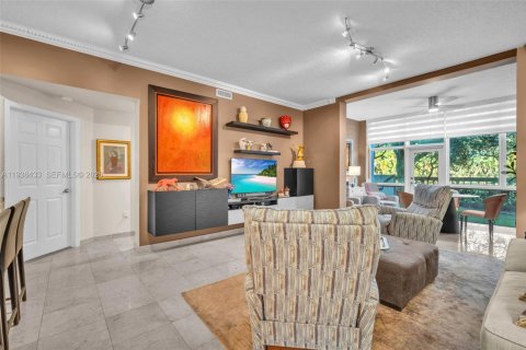 Copropriété à louer à Doral, Floride: 3 chambres, 114.27 m2 № 1996667 - photo 13