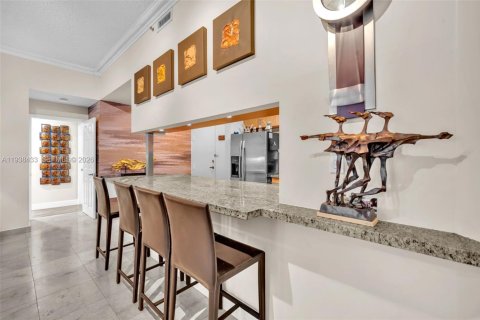 Copropriété à louer à Doral, Floride: 3 chambres, 114.27 m2 № 1996667 - photo 19