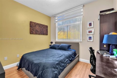 Copropriété à louer à Doral, Floride: 3 chambres, 114.27 m2 № 1996667 - photo 27