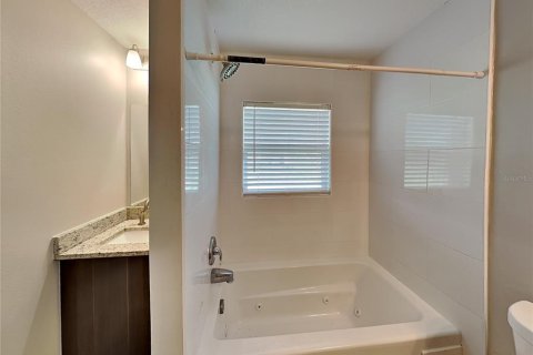 Casa en alquiler en Kissimmee, Florida, 4 dormitorios, 167.22 m2 № 1905926 - foto 11