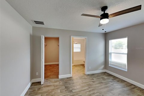 Casa en alquiler en Kissimmee, Florida, 4 dormitorios, 167.22 m2 № 1905926 - foto 13