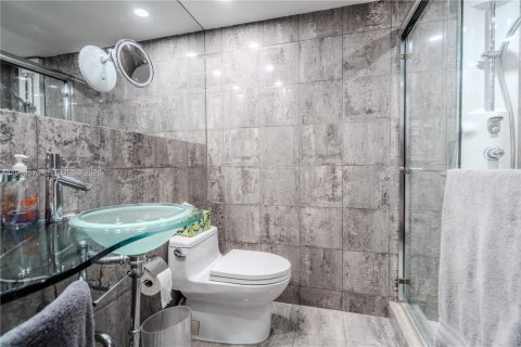 Снять в аренду кондоминиум в Майами-Бич, Флорида 2 спальни, 96.62м2, № 1998671 - фото 17