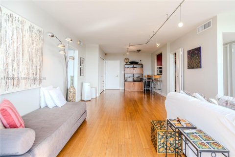 Снять в аренду кондоминиум в Майами-Бич, Флорида 2 спальни, 96.62м2, № 1998671 - фото 6