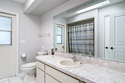 House in Rotonda, Florida 3 bedrooms, 151.15 sq.m. № 1532869 - photo 28