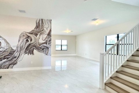 House in Miramar, Florida 5 bedrooms, 337.51 sq.m. № 1986689 - photo 20