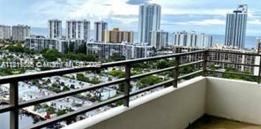 Condo à Hallandale Beach, Floride, 1 chambre № 1756064