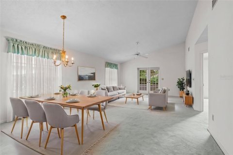 Villa ou maison à vendre à Daytona Beach, Floride: 2 chambres, 146.88 m2 № 2431839 - photo 3