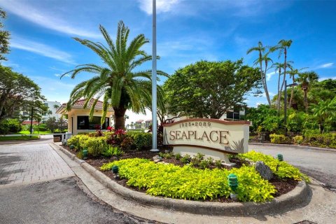 Condo in Longboat Key, Florida, 2 bedrooms  № 1734397 - photo 21