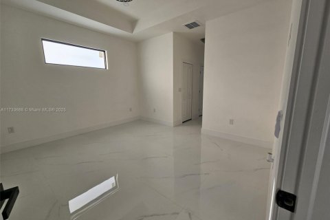 Купить виллу или дом в Лихай-Эйкерс, Флорида 3 спальни, 147.53м2, № 1985064 - фото 9