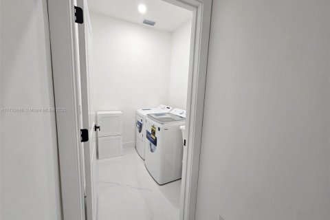 Купить виллу или дом в Лихай-Эйкерс, Флорида 3 спальни, 147.53м2, № 1985064 - фото 20