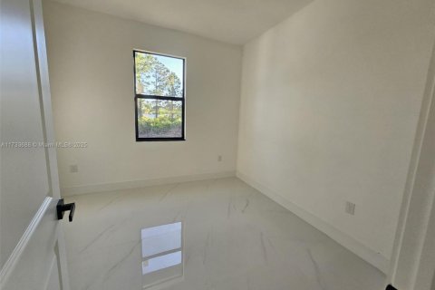 Купить виллу или дом в Лихай-Эйкерс, Флорида 3 спальни, 147.53м2, № 1985064 - фото 15