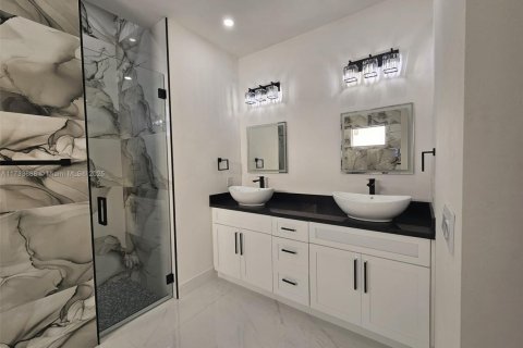 Купить виллу или дом в Лихай-Эйкерс, Флорида 3 спальни, 147.53м2, № 1985064 - фото 13