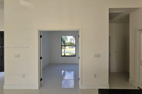 Купить виллу или дом в Лихай-Эйкерс, Флорида 3 спальни, 147.53м2, № 1985064 - фото 6