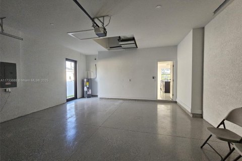 Купить виллу или дом в Лихай-Эйкерс, Флорида 3 спальни, 147.53м2, № 1985064 - фото 21