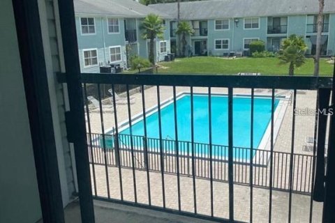 Copropriété à louer à Tampa, Floride: 2 chambres, 81.66 m2 № 1877136 - photo 10