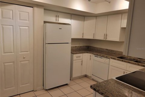 Снять в аренду квартиру в Клируотер, Флорида 2 спальни, 108.7м2, № 2095375 - фото 5