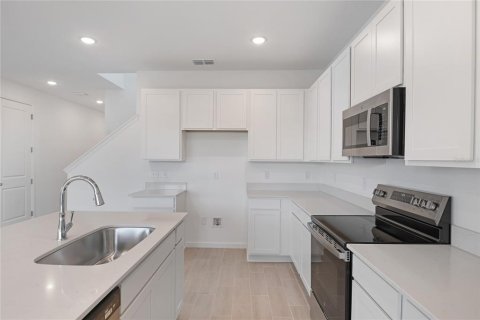 Villa ou maison à vendre à Dundee, Floride: 4 chambres, 248.05 m2 № 2139979 - photo 6