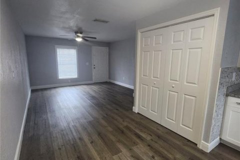Appartement à louer à Tampa, Floride: 2 chambres, 92.9 m2 № 2423856 - photo 3