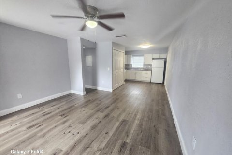 Appartement à louer à Tampa, Floride: 2 chambres, 92.9 m2 № 2423856 - photo 9