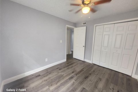 Appartement à louer à Tampa, Floride: 2 chambres, 92.9 m2 № 2423856 - photo 8