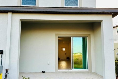 Touwnhouse à louer à San Antonio, Floride: 2 chambres, 143.16 m2 № 1777873 - photo 13