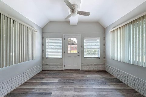 Casa en venta en Spring Hill, Florida, 3 dormitorios, 189.52 m2 № 1909705 - foto 17