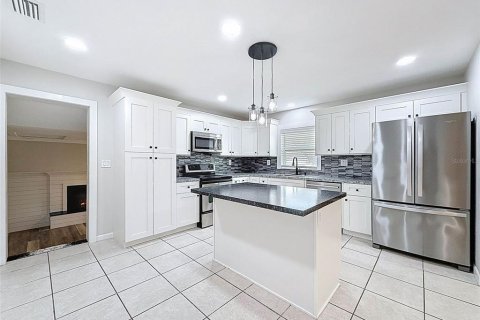 Casa en venta en Spring Hill, Florida, 3 dormitorios, 189.52 m2 № 1909705 - foto 12
