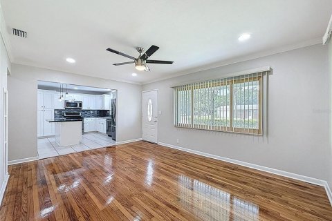 Casa en venta en Spring Hill, Florida, 3 dormitorios, 189.52 m2 № 1909705 - foto 7