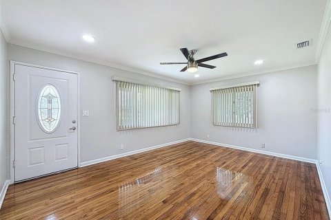 Casa en venta en Spring Hill, Florida, 3 dormitorios, 189.52 m2 № 1909705 - foto 5