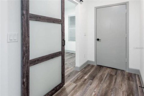 Apartamento en alquiler en Deltona, Florida, 4 dormitorios, 130.62 m2 № 1812875 - foto 2