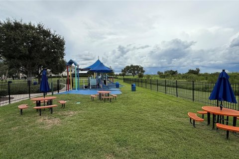 Купить виллу или дом в Киссимми, Флорида 4 спальни, 187.11м2, № 1952570 - фото 16