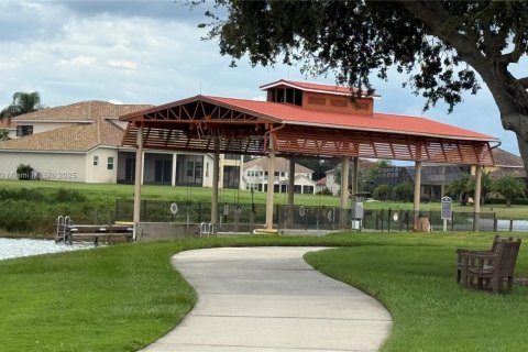 Купить виллу или дом в Киссимми, Флорида 4 спальни, 187.11м2, № 1952570 - фото 18