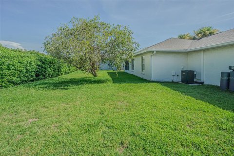House in San Antonio, Florida 2 bedrooms, 110.09 sq.m. № 1873345 - photo 10