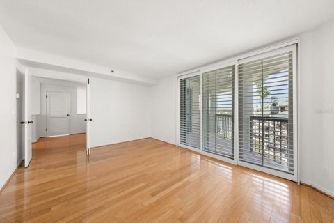 Condominio en venta en Tampa, Florida, 3 dormitorios, 212.1 m2 № 2218907 - foto 28