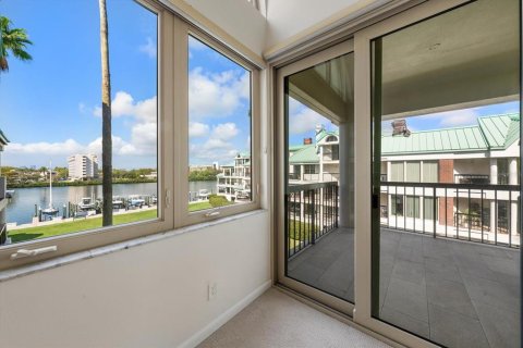 Condominio en venta en Tampa, Florida, 3 dormitorios, 212.1 m2 № 2218907 - foto 11