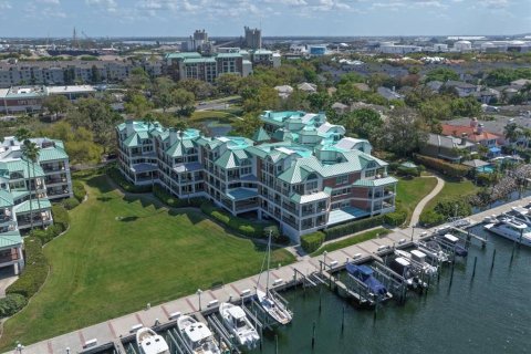 Condominio en venta en Tampa, Florida, 3 dormitorios, 212.1 m2 № 2218907 - foto 3