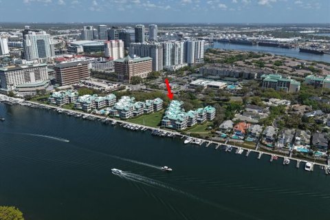 Condominio en venta en Tampa, Florida, 3 dormitorios, 212.1 m2 № 2218907 - foto 4