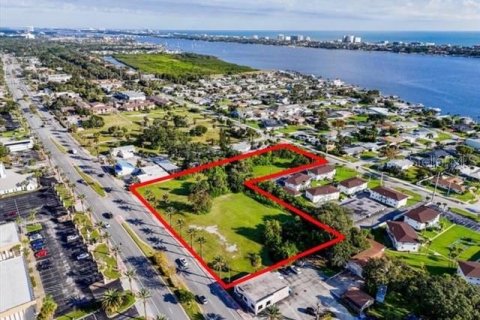 Propiedad comercial en venta en South Daytona, Florida № 2310541 - foto 10