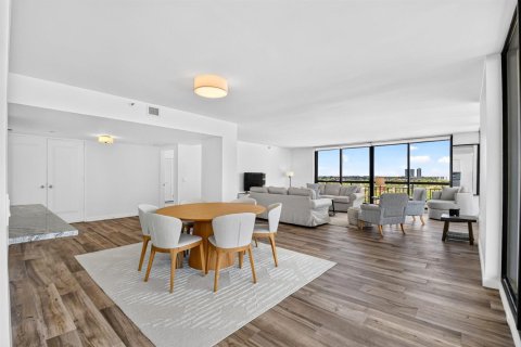 Condo à Riviera Beach, Floride, 2 chambres  № 2177666