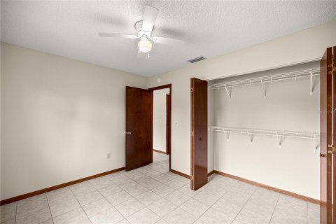 House in Ocala, Florida 2 bedrooms, 60.2 sq.m. № 1678980 - photo 13